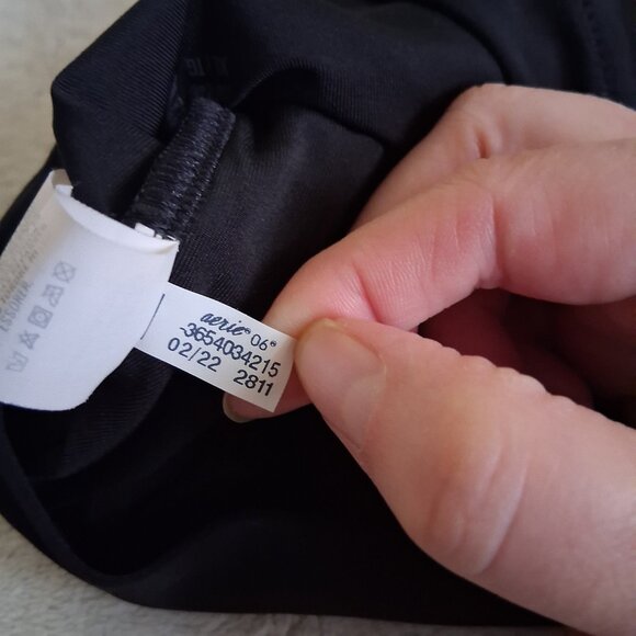 Aerie Women's Size XL Black Wide Strap Longline Scoop Bikini Top - Picture 7 of 9